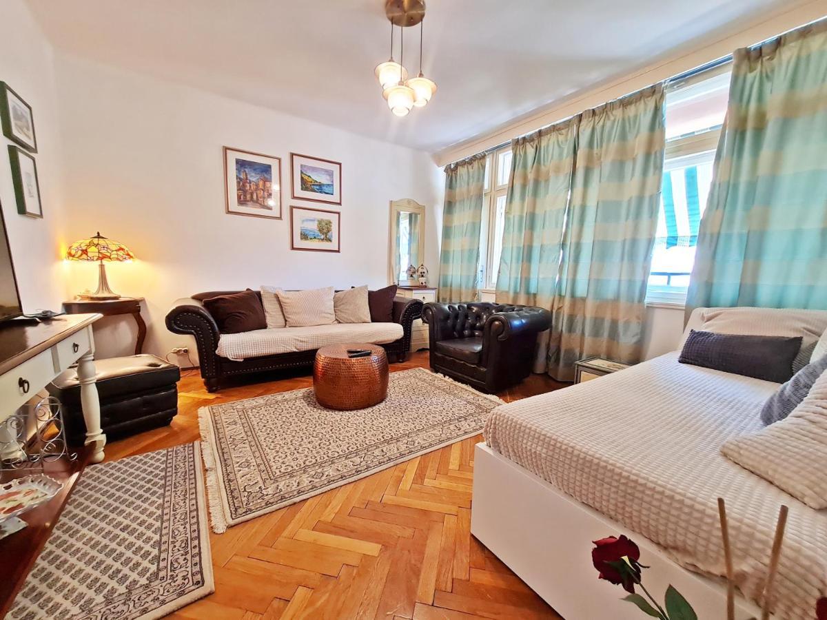 City Star Apartment สปลิท ภายนอก รูปภาพ